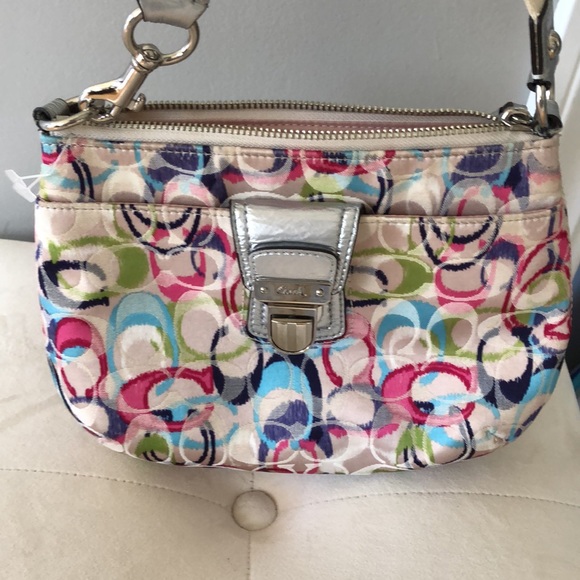 Coach logo handbag - Picture 7 of 9